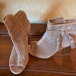 Suede bootie worn once